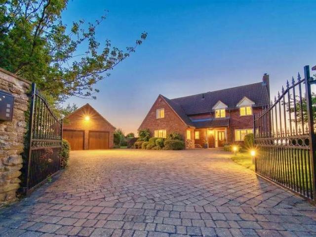 Farm for sale in Barholm, Lincolnshire
