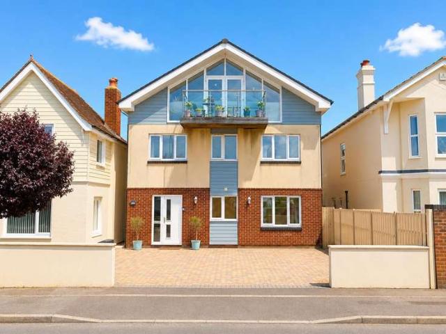 Farm for sale in Lee-on-the-Solent, Middlecroft