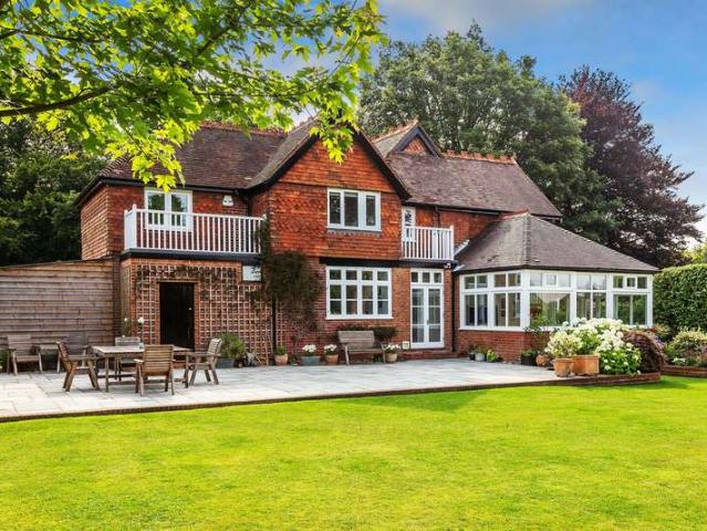 Farm for sale in Hillview, Surrey