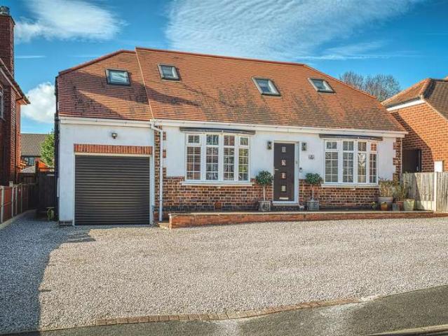 Farm for sale in Allestree, East Midlands