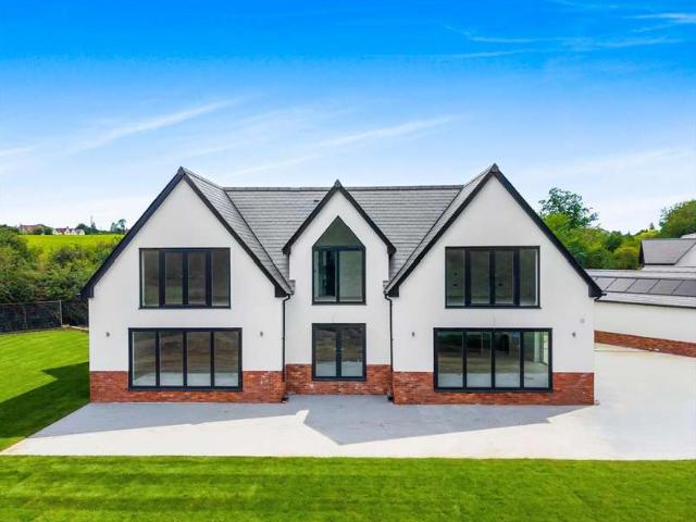 Farm for sale in Duton Hill, Essex