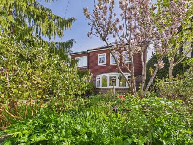 Farm for sale in Willingdon, Cross In Hand