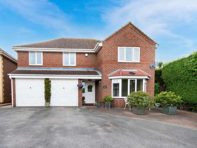 Farm for sale in Austerfield, South Yorkshire