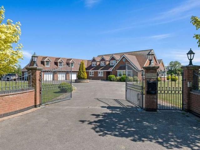 Farm for sale in Winthorpe, Belleau