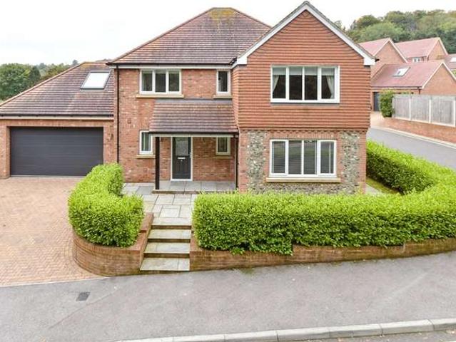 Farm for sale in Kearsney, Ash