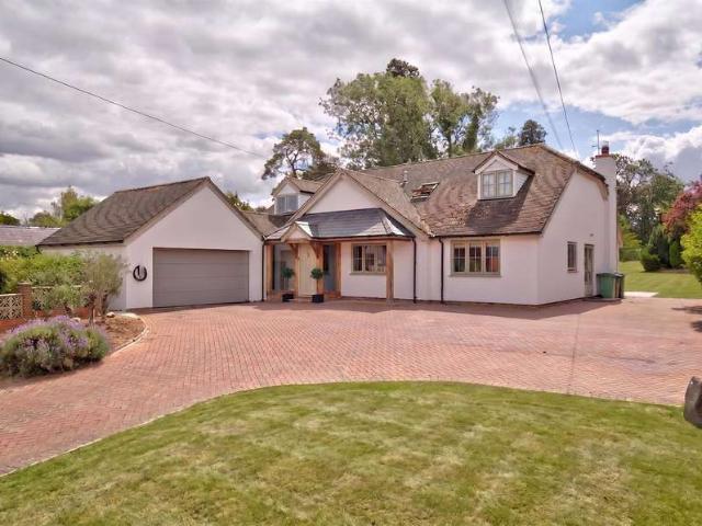 Farm for sale in Tinglewick, Tingewick