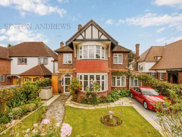 Farm for sale in London Borough of Ealing, Greater London