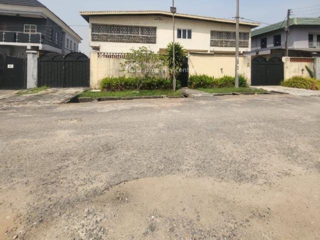 Detached duplex for rent in Kosofe , Abuja