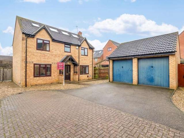 Farm for sale in Monkston Park, Milton Keynes