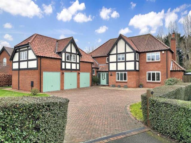 Farm for sale in Alverton, East Midlands