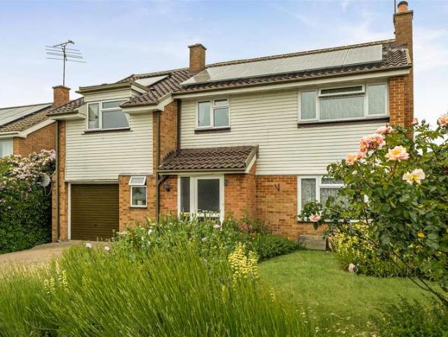Farm for sale in Emmbrook, Wokingham