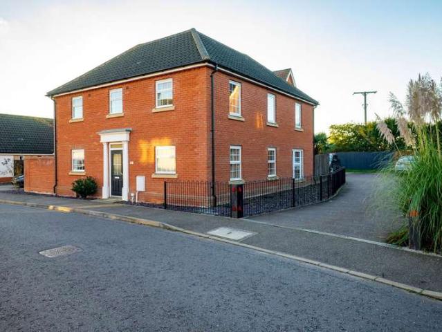Farm for sale in Long Stratton, South Norfolk