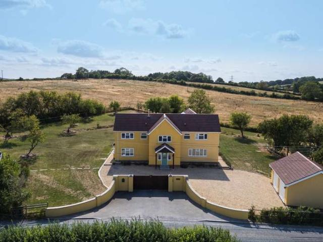 Farm for sale in Ashcott