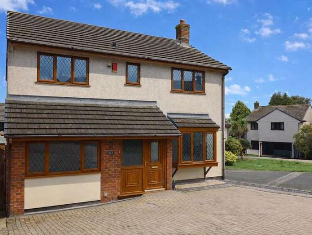 Farm for sale in Trethosa, St. Stephen-in-Brannel