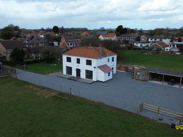 Farm for sale in Welwick, East Riding Of Yorkshire