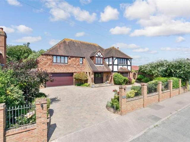 Farm for sale in Minster, Acol