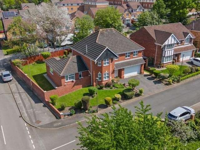 Farm for sale in Redbrook, Pogmoor