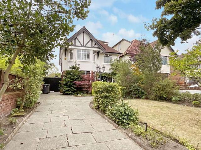Farm for sale in Meols Cop, Southport