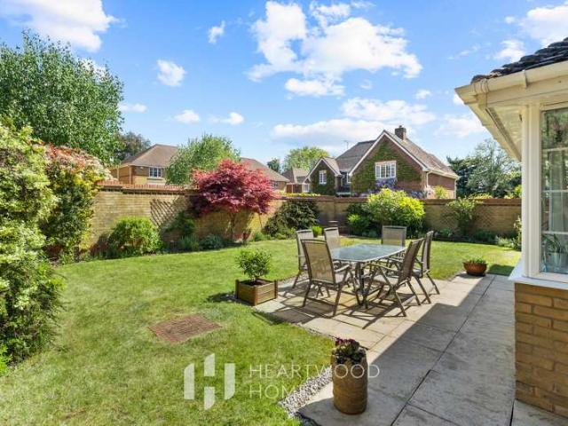 Farm for sale in St Albans, Five Acres