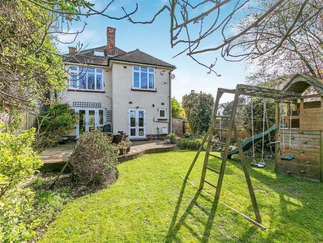 Farm for sale in Norbiton, Greater London