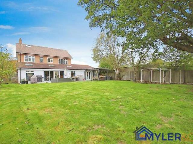 Farm for sale in Upton, Widnes
