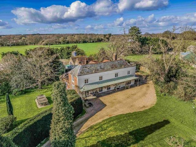 Farm for sale in Denmead, Winchester