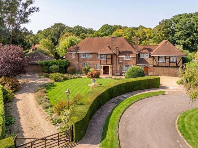 Farm for sale in West End, Elmbridge