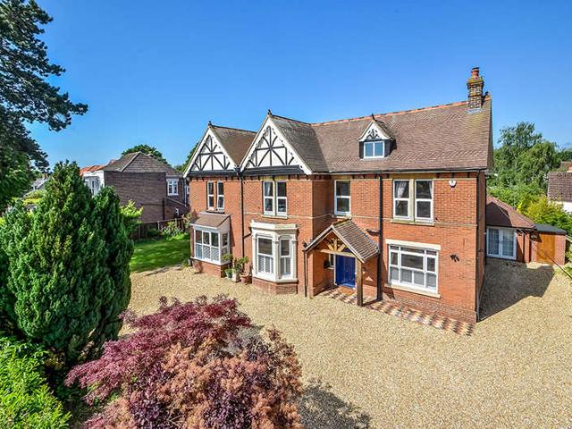 Farm for sale in Warblington, Spring Vale