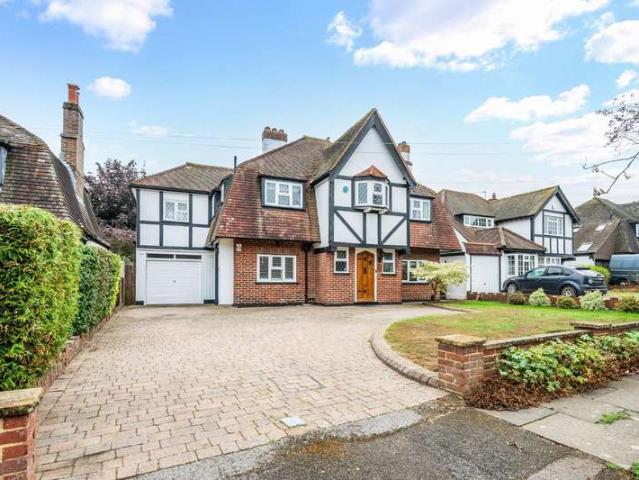 Farm for sale in Tattenham Corner, Reigate and Banstead