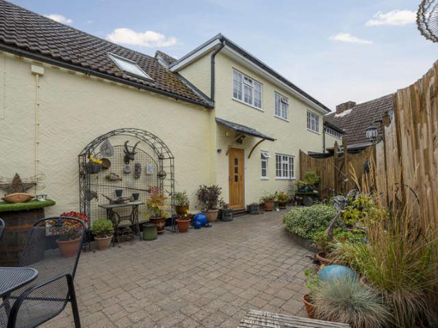 Farm for sale in Wickham Market, Eastbridge