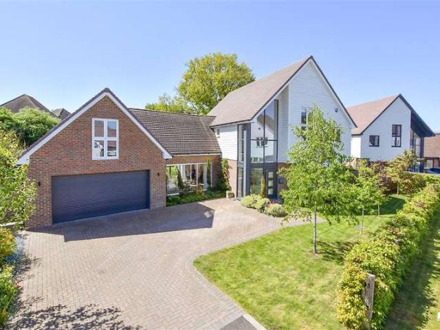 Farm for sale in Midway, Kent