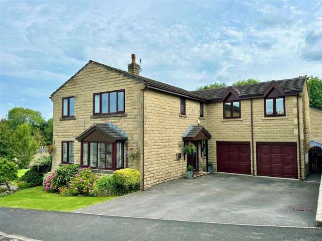 Farm for sale in Hockerley, Charlesworth