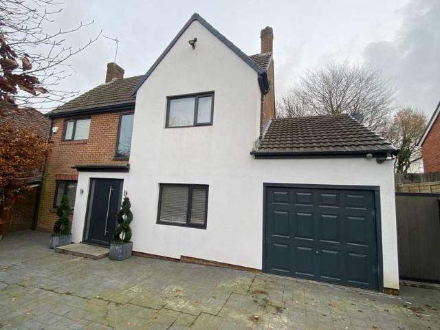 Farm for sale in Chadderton Fold, Pendock
