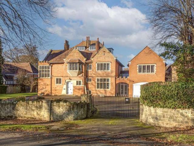 Farm for sale in Four Oaks, West Midlands