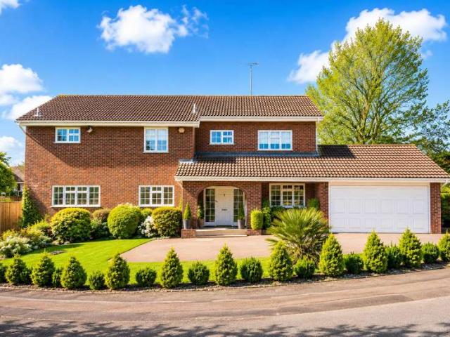 Farm for sale in Cockfosters, Greater London