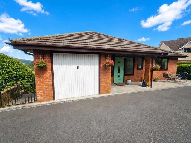 Farm for sale in Knighton