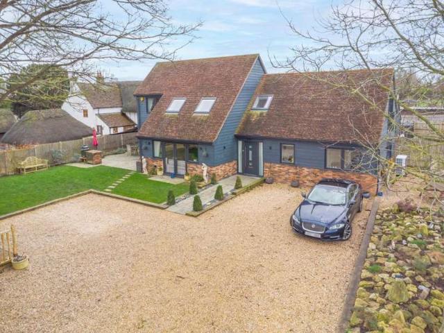 Farm for sale in Bierton, Buckinghamshire