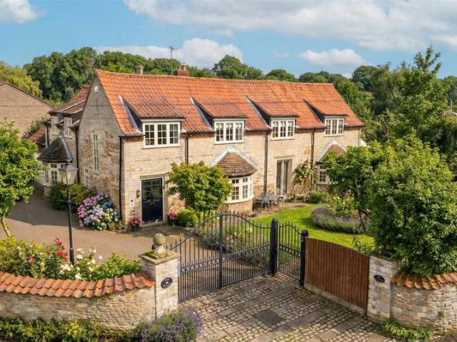 Farm for sale in Barholm, Lincolnshire