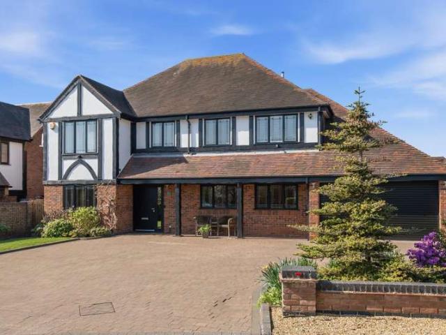 Farm for sale in Stratford-upon-Avon, Alderminster