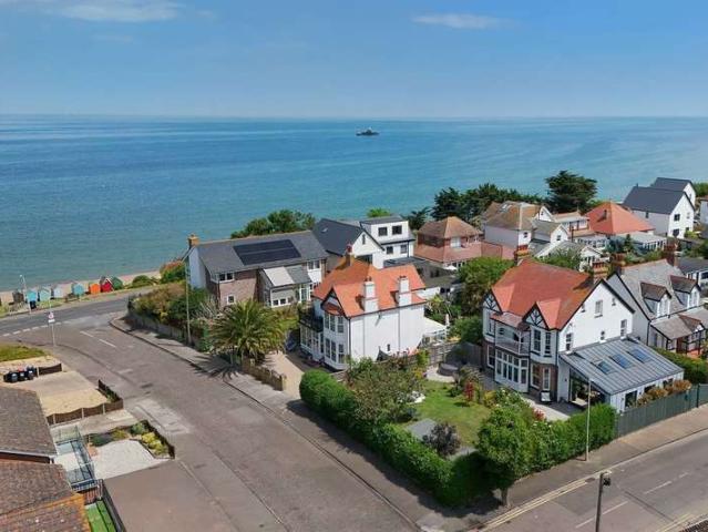 Farm for sale in Hampton, The Bridge