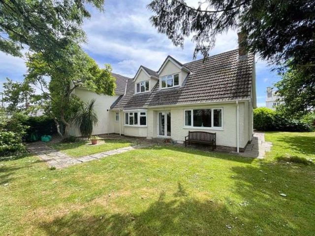 Farm for sale in Flemingston, Wales