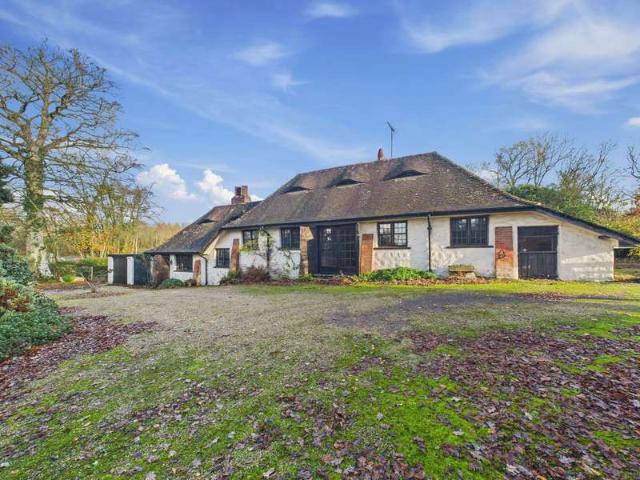 Farm for sale in West Hill, Budlake