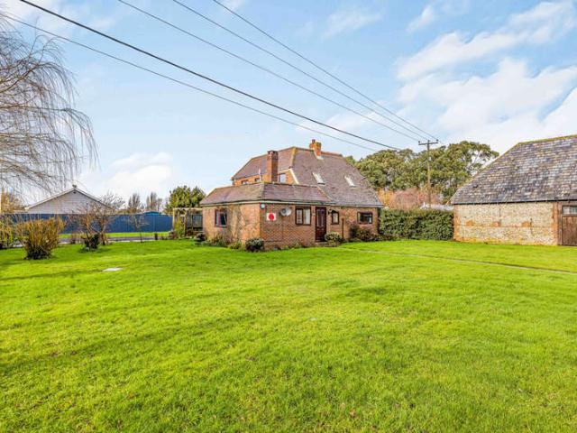 Farm for sale in Almodington, Littlecote