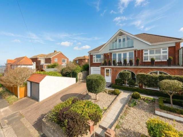 Farm for sale in Hampton, The Bridge