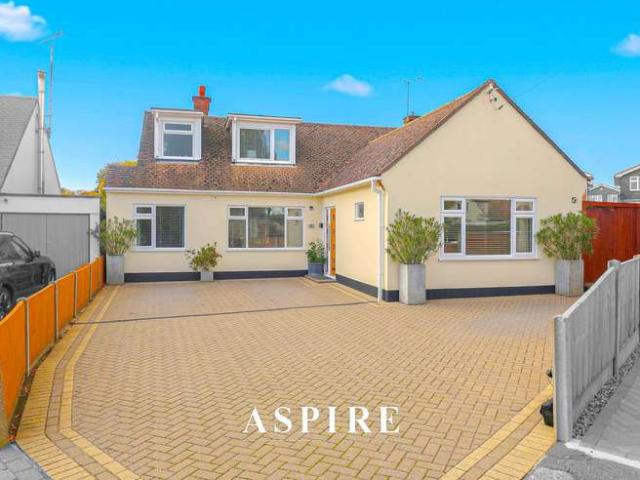 Farm for sale in Barling, Essex
