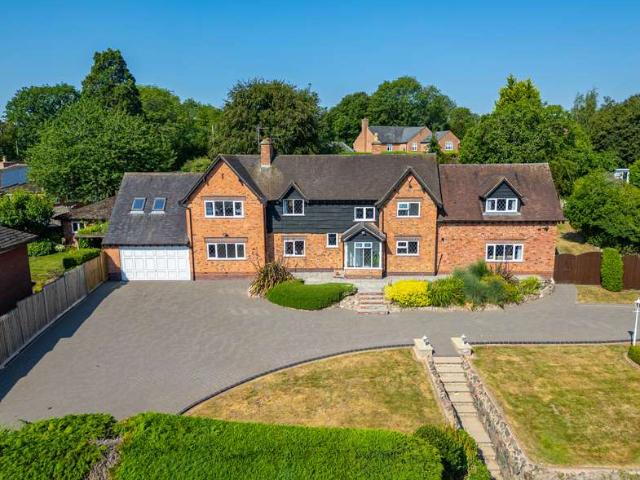 Farm for sale in Bromsgrove, Worcestershire