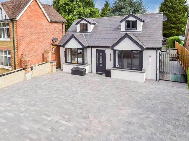 Farm for sale in Midway, Kent