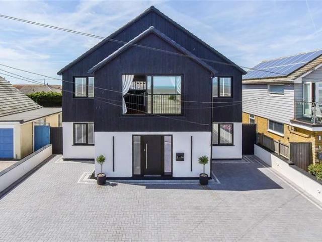 Farm for sale in Folkestone, Kent