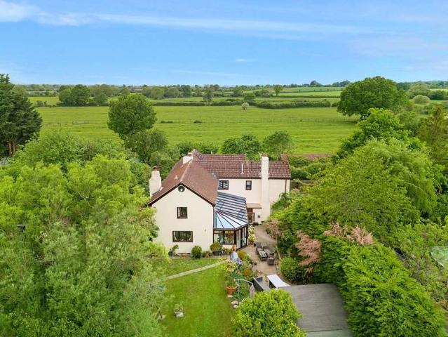 Farm for sale in Potterne