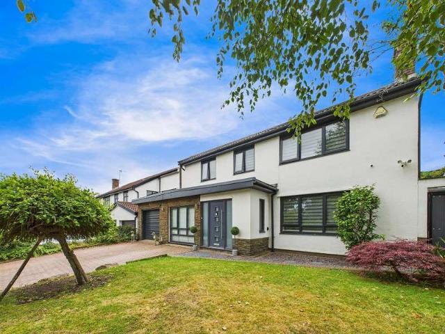 Farm for sale in Falcon Lodge, Wales